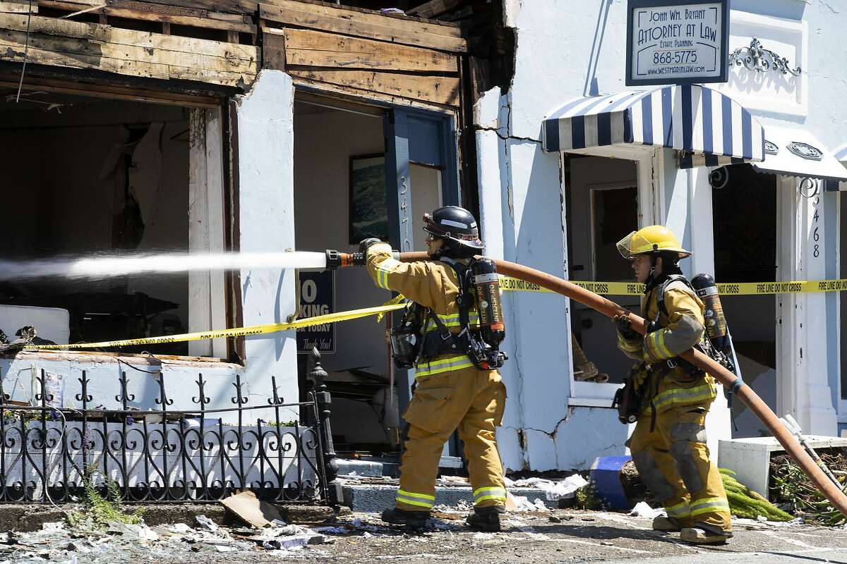 Explosion sparks structure fire in Stinson Beach, closes off part of