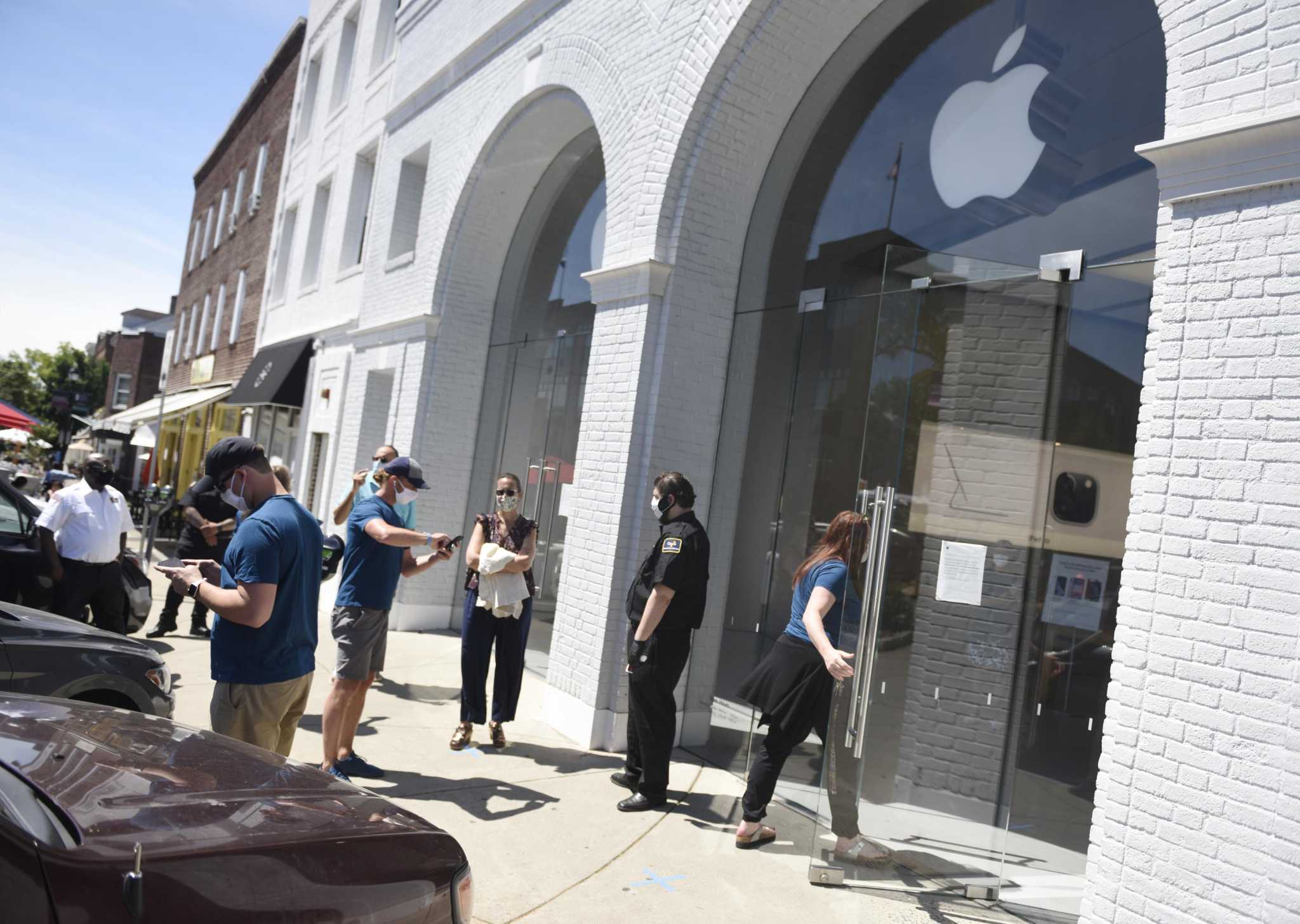 Apple stores reopen across Connecticut
