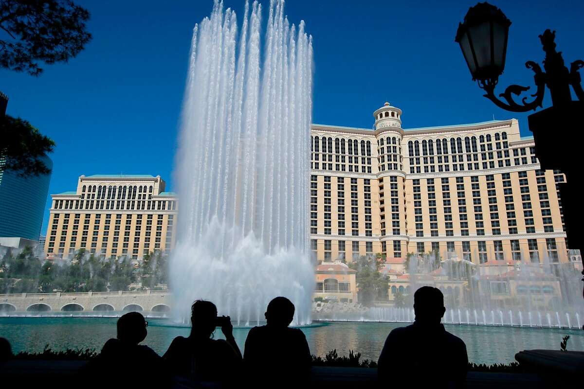 10 Places To Visit In Las Vegas That Everyone Must Visit