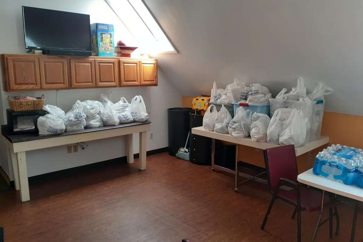 Free coronavirus testing, food giveaway in Glenbrook