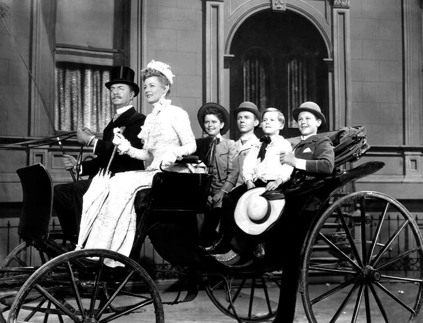 LIFE WITH FATHER, from left, William Powell, Irene Dunne, Johnny Calkins, Jimmy Lydon, Derek Scott, Martin Milner, 1947