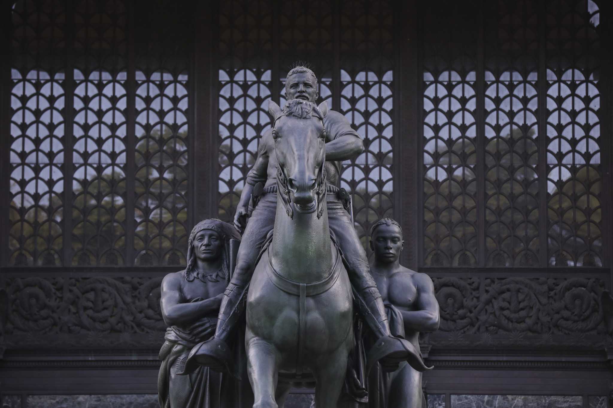 Letter: Statues should be in places where they can be contextualized
