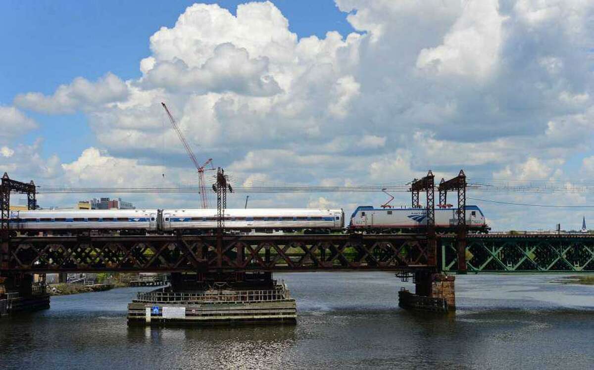 Metro-North said there could be some delays on the New Haven Line Tuesday morning if there are problems with closing the Walk Bridge.