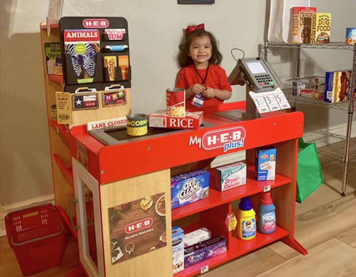 After many late nights of designing and decorating, Plata showed her daughter her creation on June 11. She said Aria was "so excited" about having her own H-E-B store in her home.