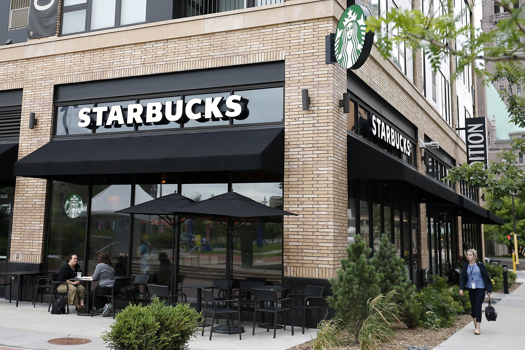 Go-to Bay Area Starbucks có thể đóng cửa ngay bây giờ