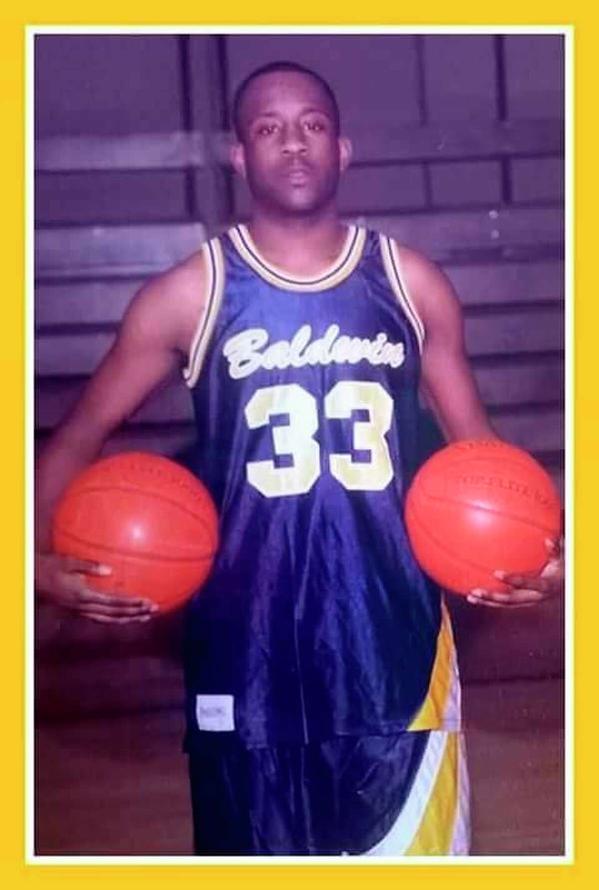 Elliot Lindsey was a standout Baldwin basketball player in 1999. (Courtesy photo)