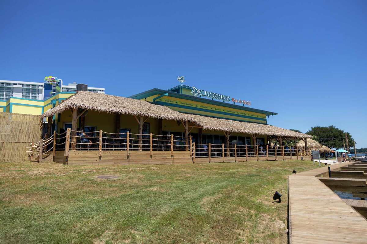 Margaritaville preps for opening on Lake Conroe