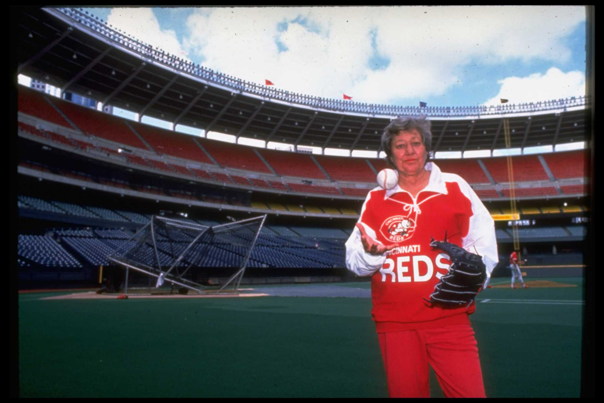 Cincinnati Reds - Today in Reds history, 1999: Marge Schott agrees