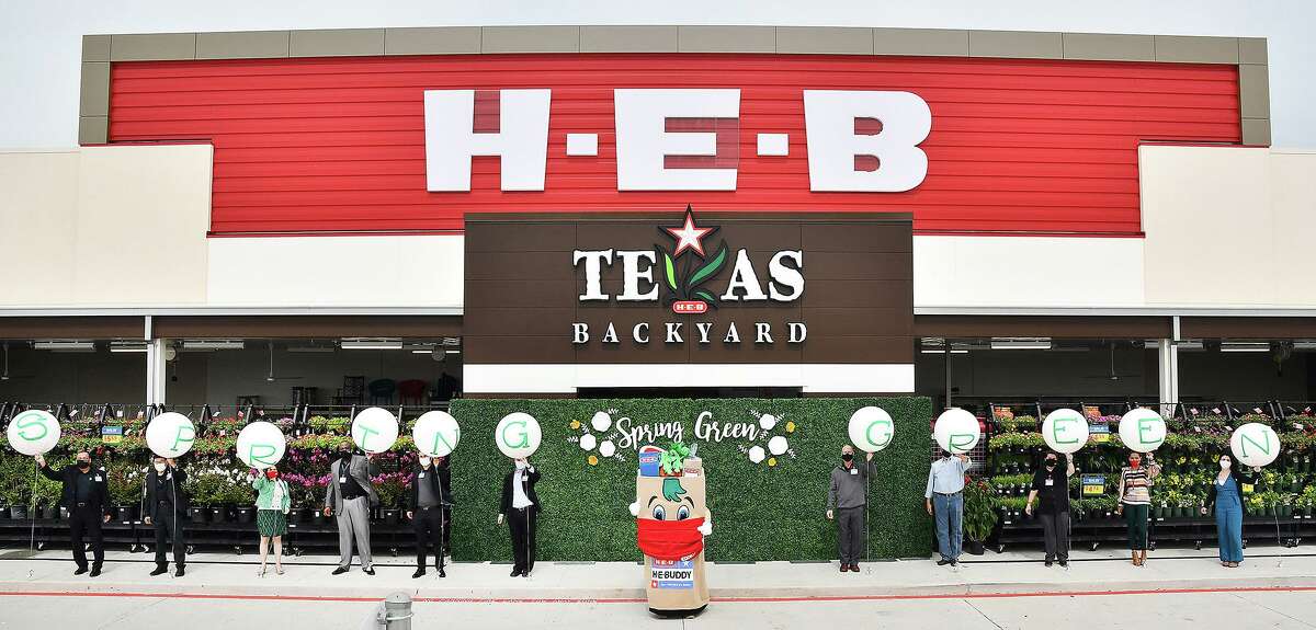 The new H-E-B Spring Green Market opened on Wednesday, June 24, at 9211 FM 723 in Richmond.