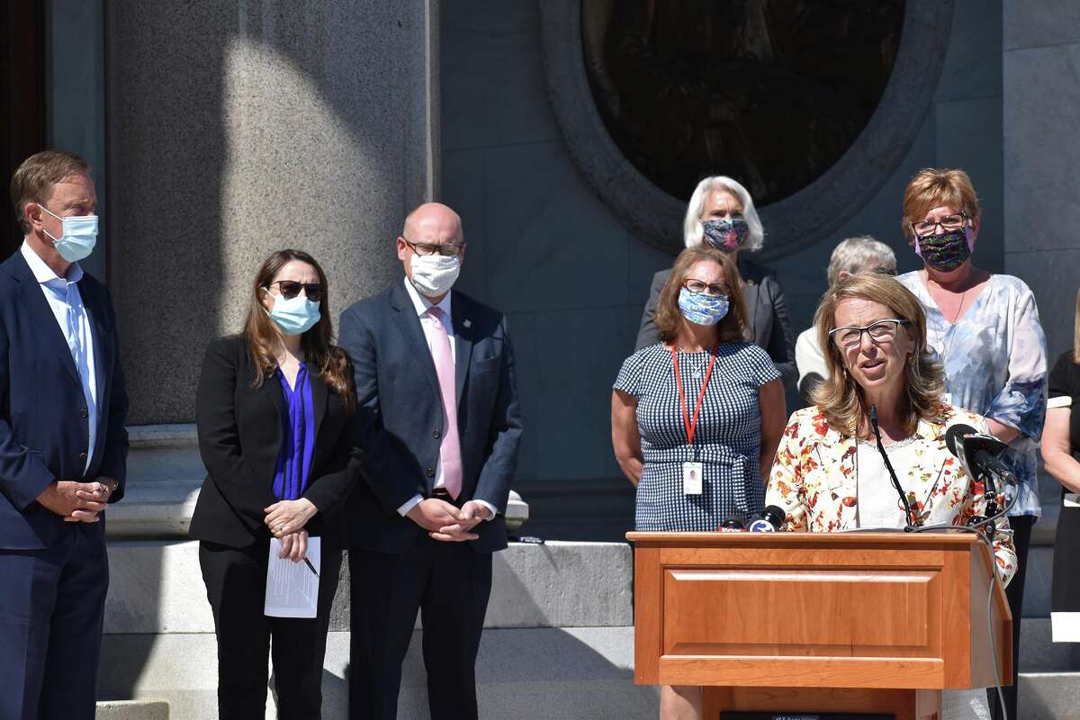 Standing with her legislative colleagues in the bipartisan women's caucus in front of the State Capitol with Governor Lamont at a press conference, State Rep. Kathy Kennedy (R-119) and the group discussed their work and findings on how COVID-19 has impacted nursing homes residents, their families and the nursing home front line healthcare workers across the state and to announce their recommendations.