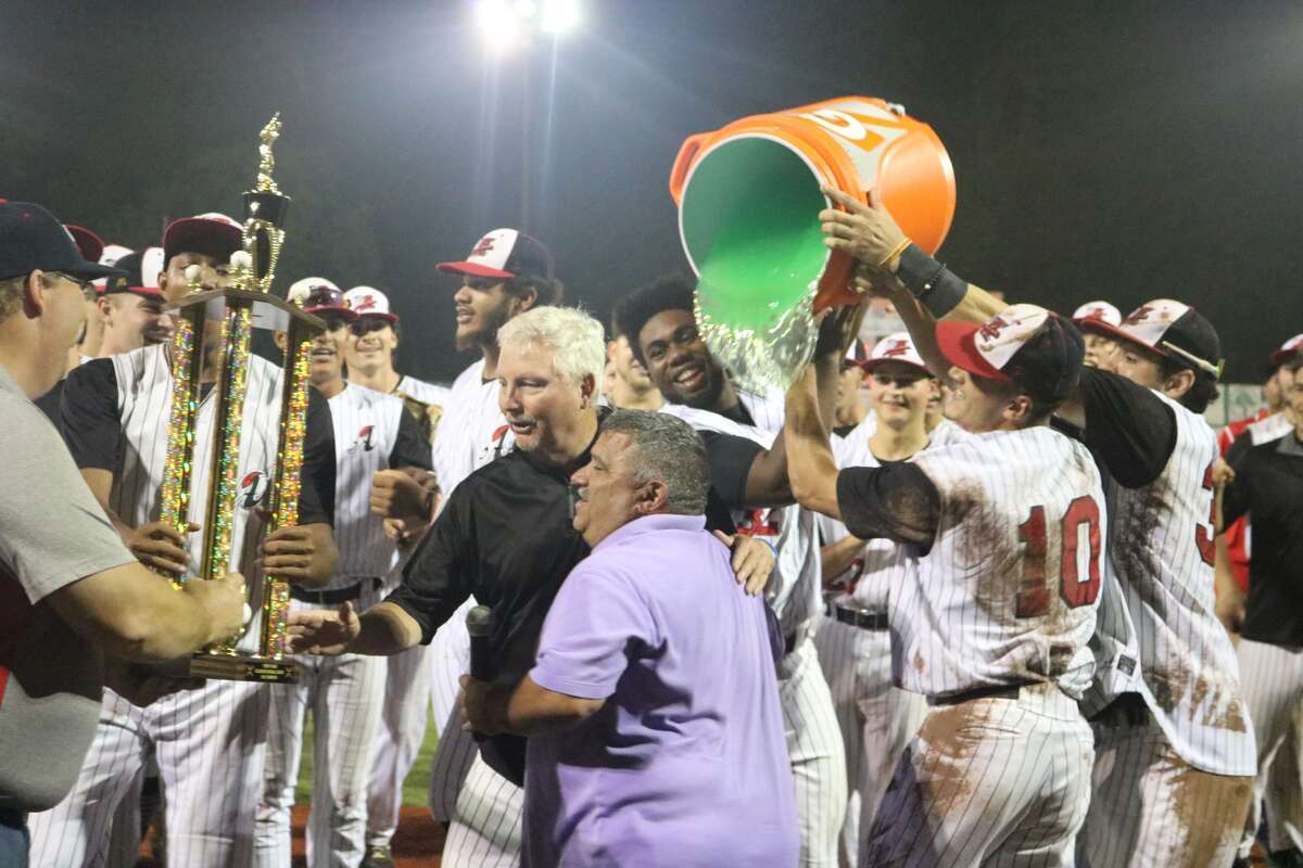 Amsterdam Mohawks' manager caught up in quarantine order