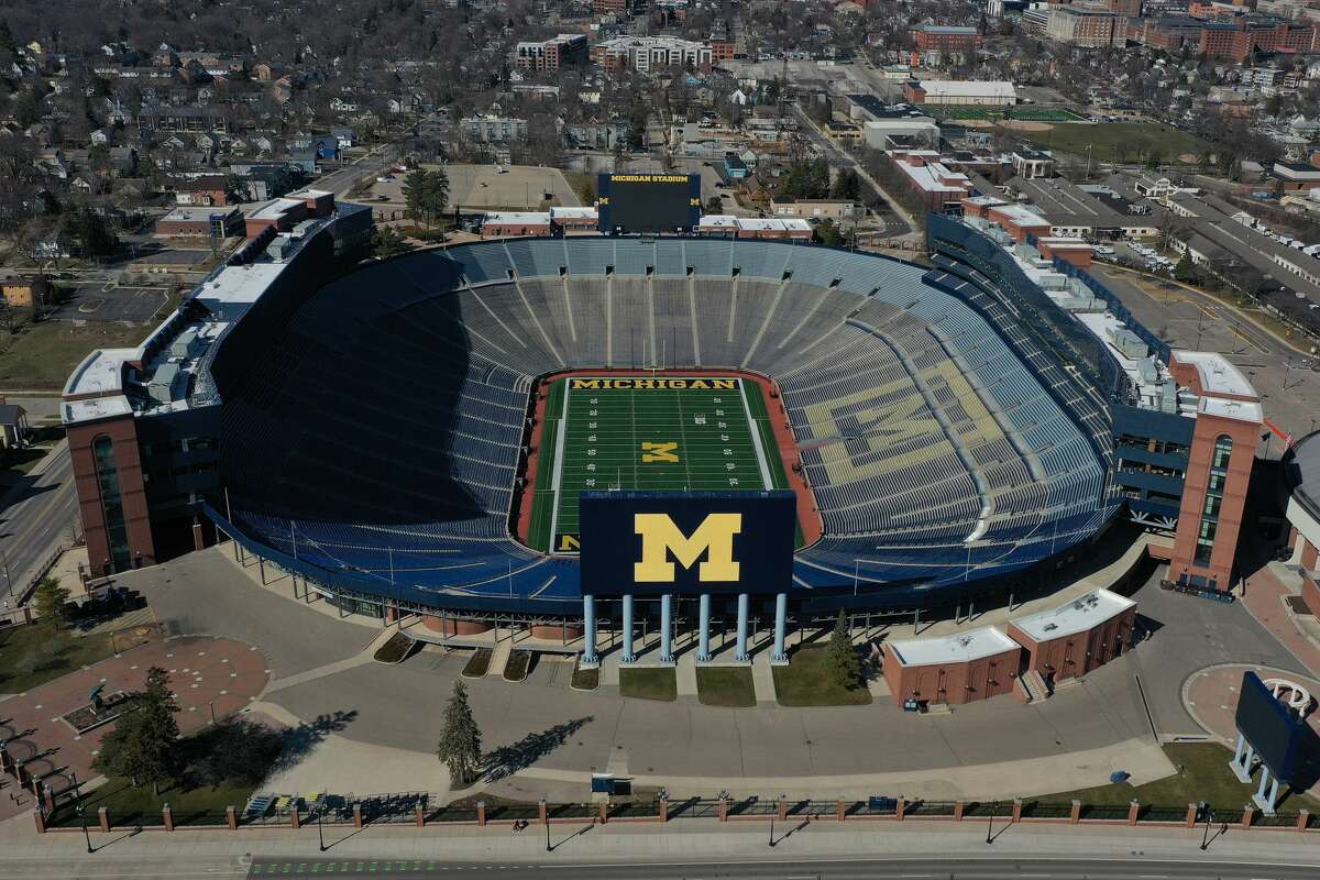 'Big' opportunity Dow, Midland to play at Michigan Stadium