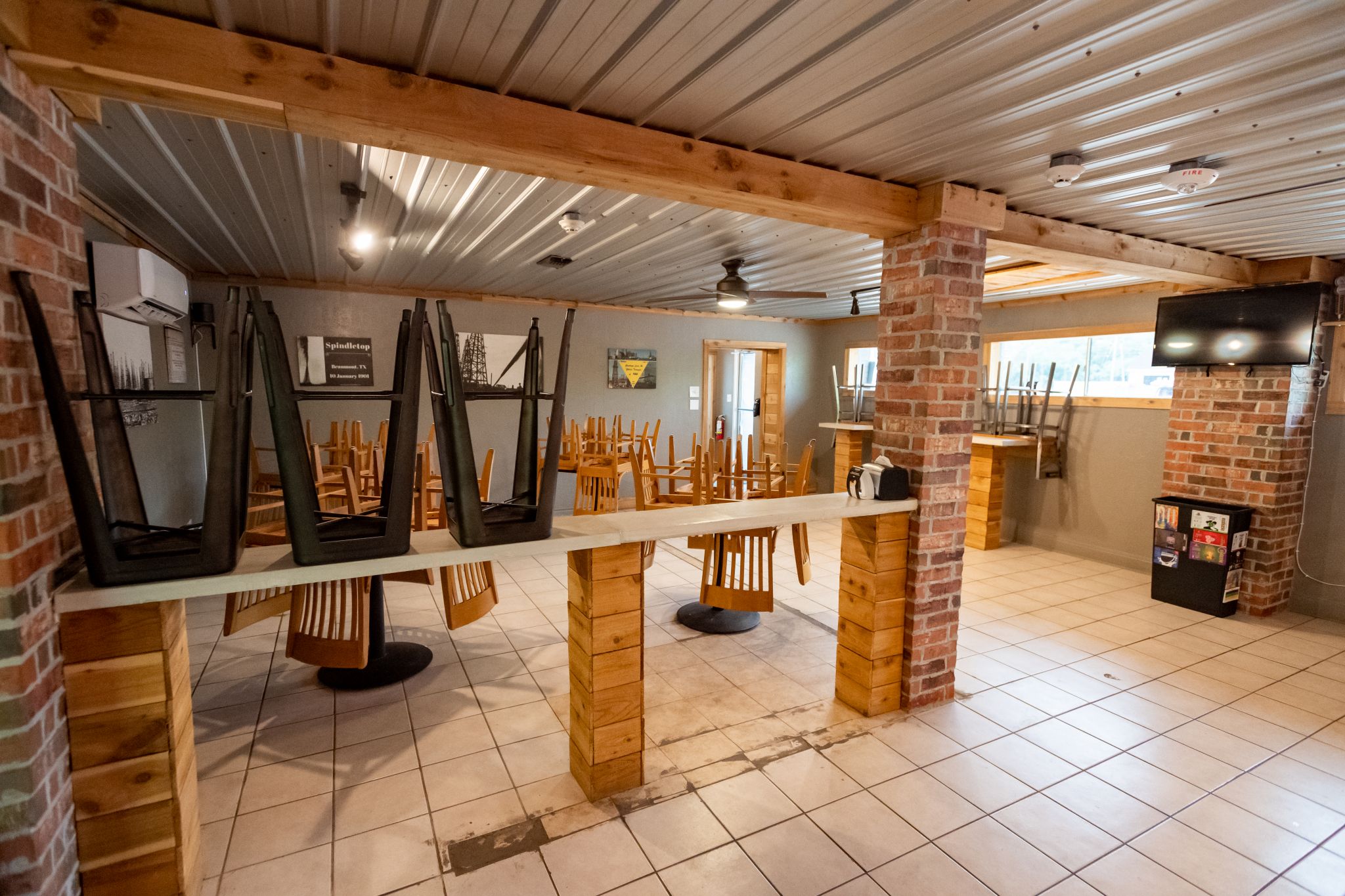 Jefferson Co. bars get green light on reopening