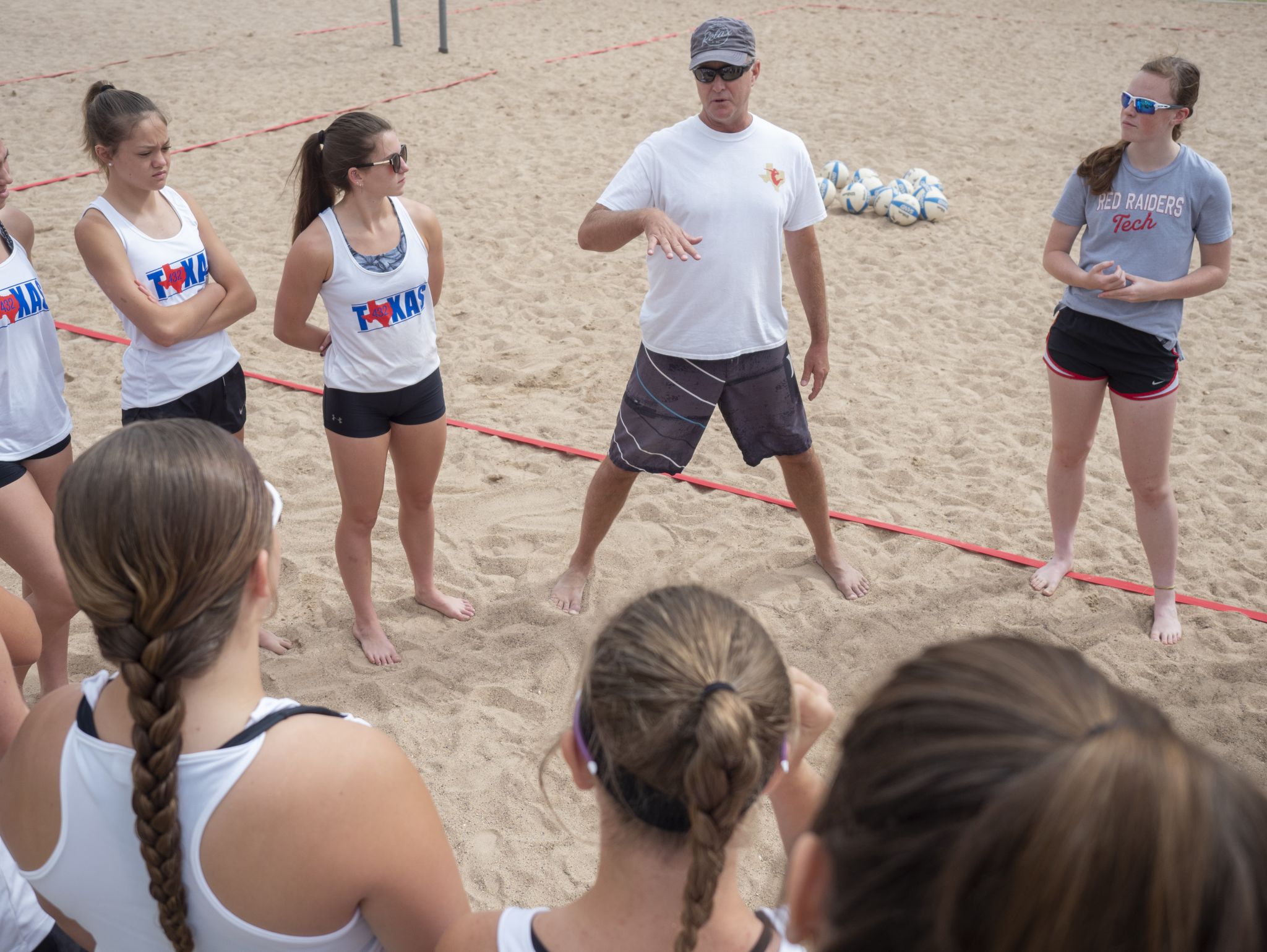 Randy Johnson's daughter is volleyball star