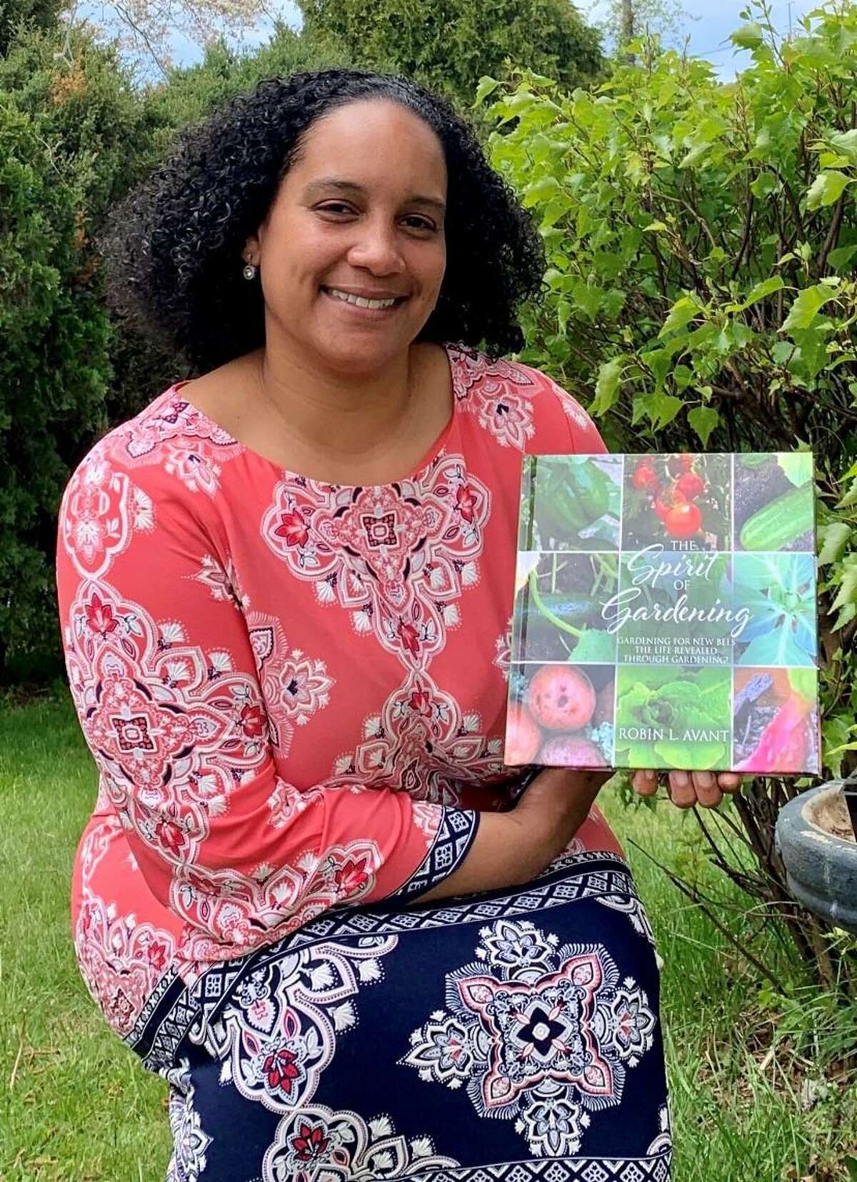 As many people turn to gardening as a way to occupy themselves during quarantine, HCC Dean of Academic Affairs Robin L. Avant has published a book about how to get started on the process.