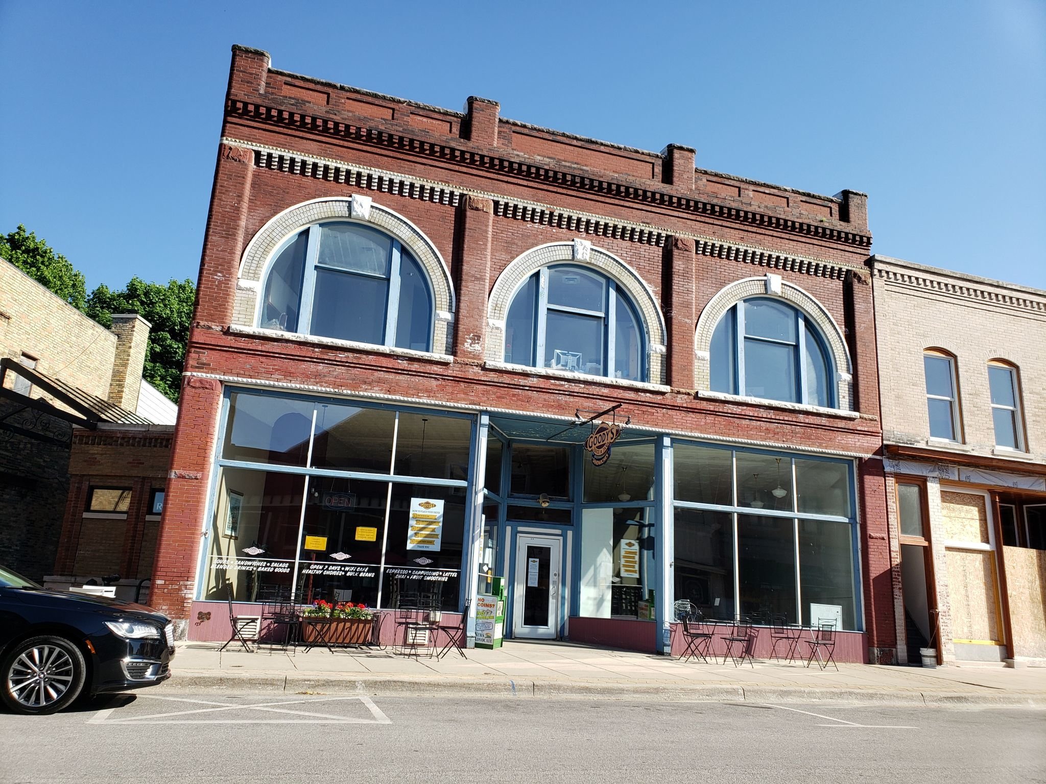 Goody's Juice & Java closed while two staff tested for coronavirus