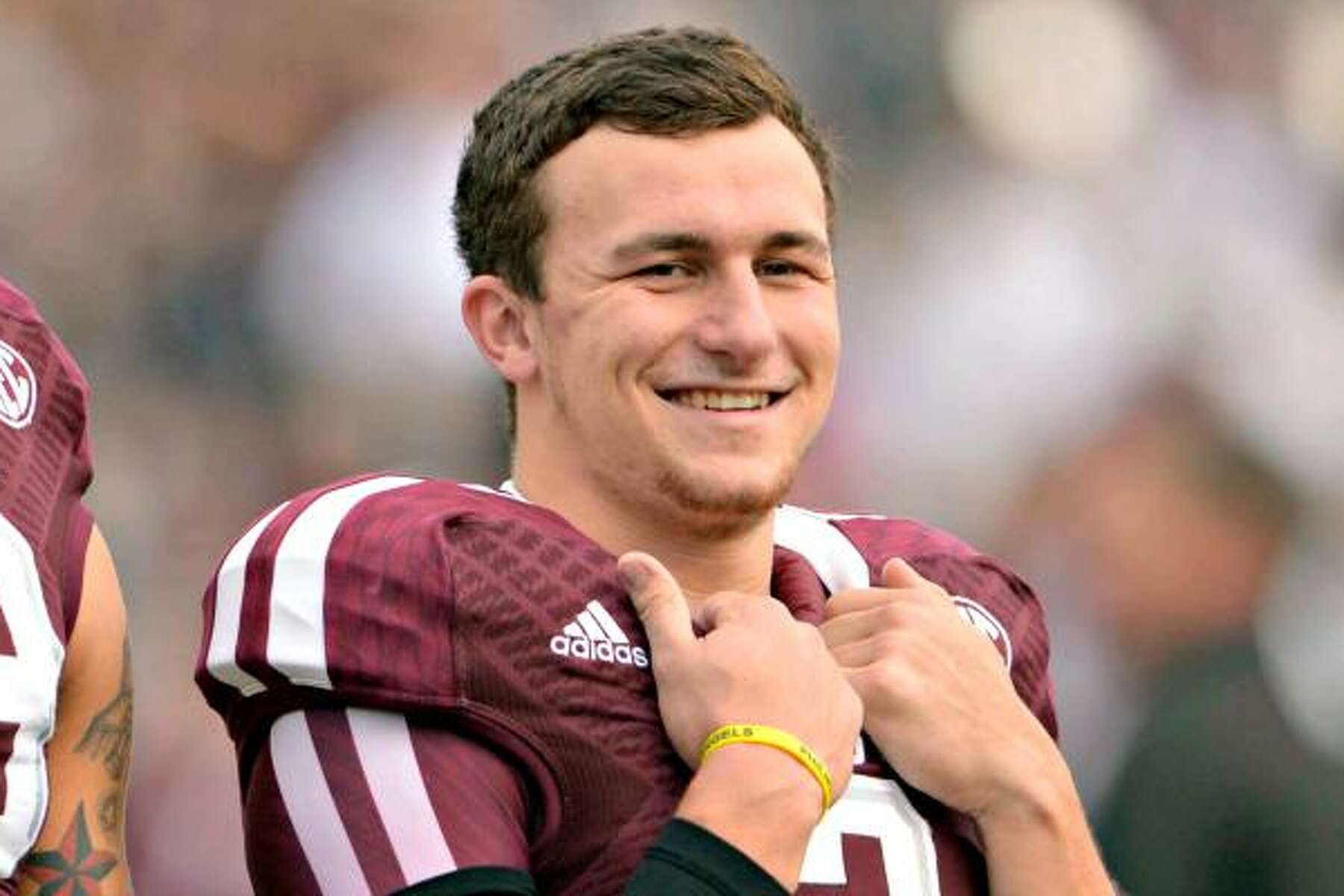 Manziel shines as Browns scrimmage at Ohio State