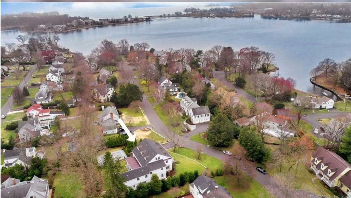 Darien’s property transfers recorded in June