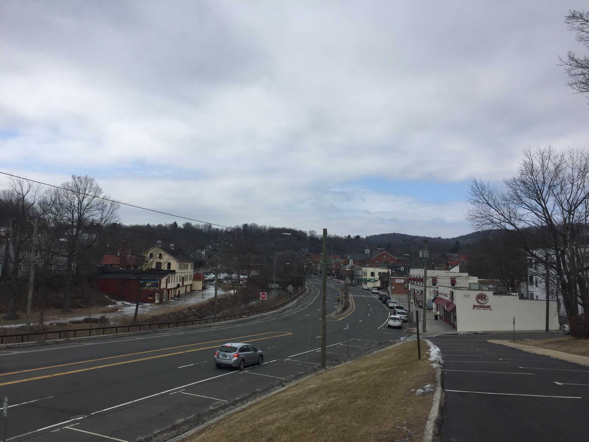 New traffic lights planned for downtown Winsted