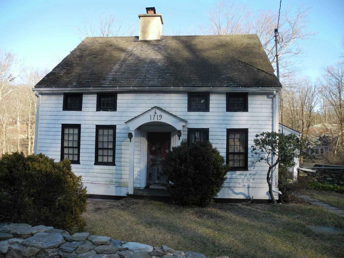 There is a plan before the Planning and Zoning Commission to convert the former Vallin Galleries on Danbury Road to a tile showroom.