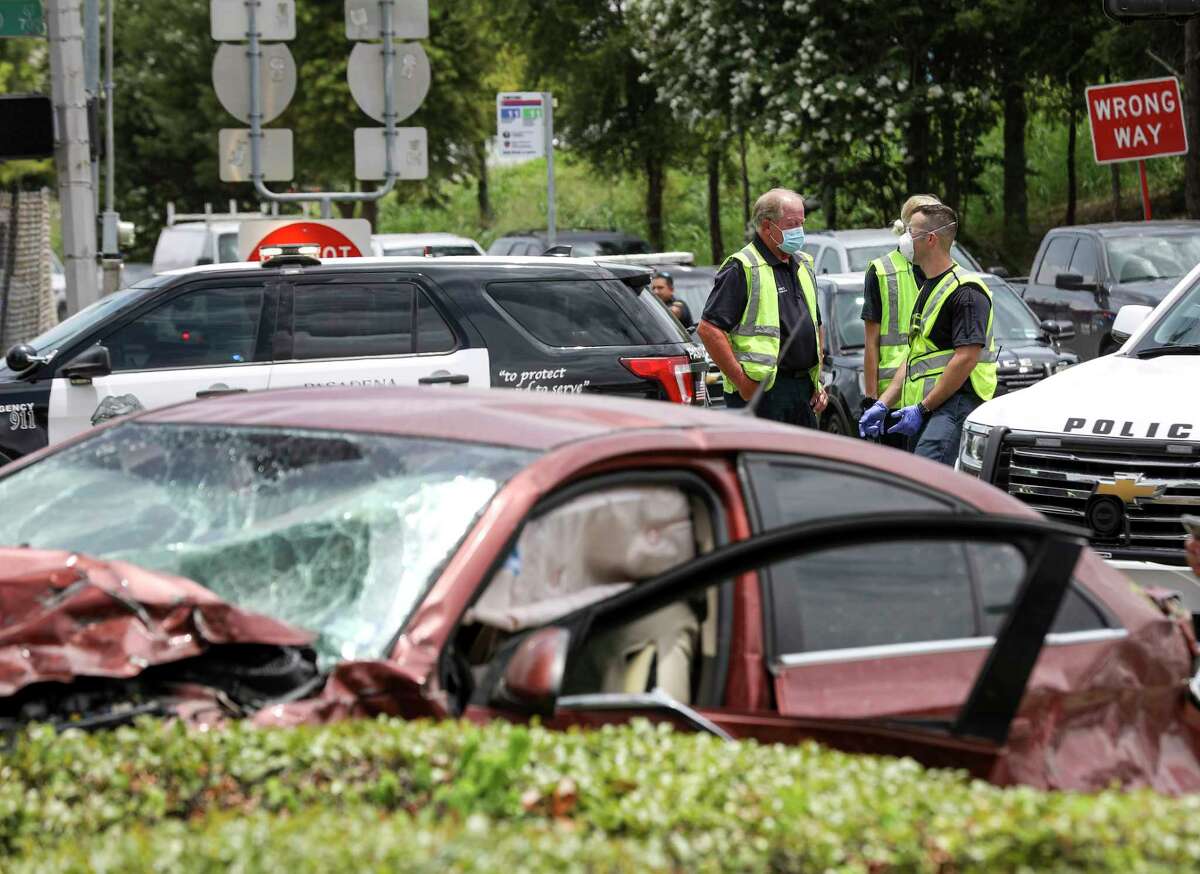 Houston man has strong words for teens who carjacked wife, crashed