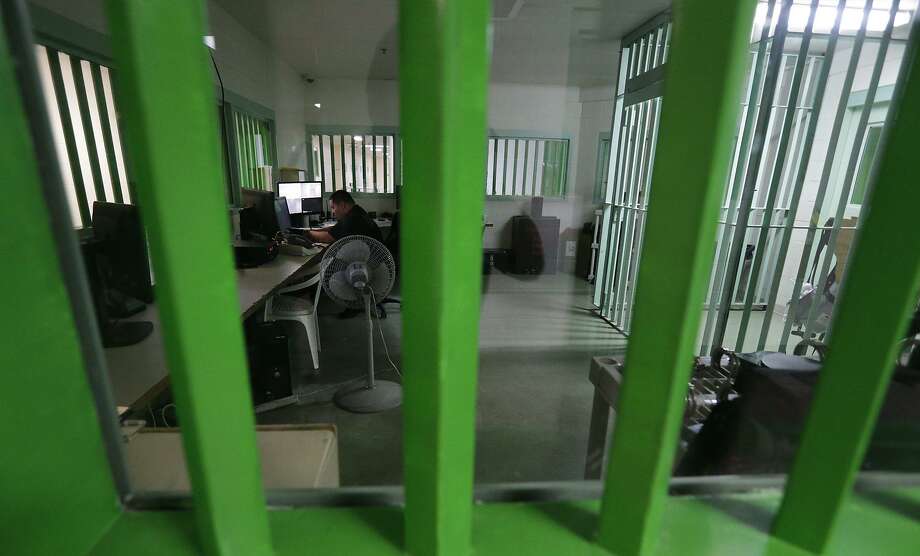 ACLU lawsuit Laredo judges jailing witnesses in ‘mechanical scheme