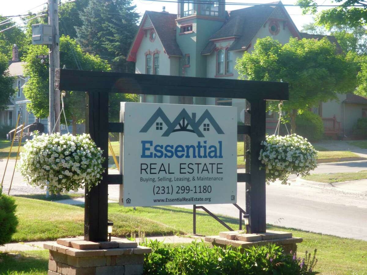 Ribboncutting marks debut of Essential Real Estate in Manistee