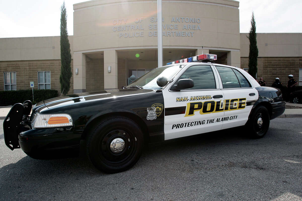A San Antonio Police Department cruiser.