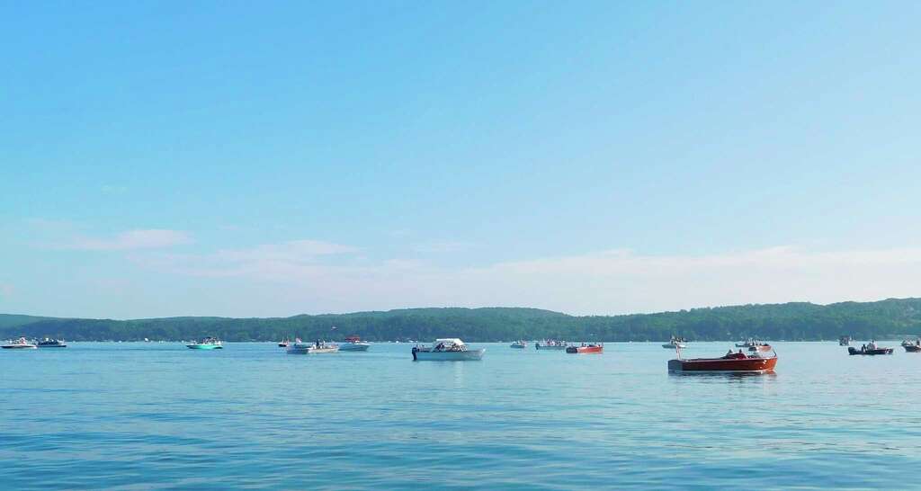 The Classic Boat Parade was expanded to include other boaters this Fourth of July. (Courtesy Photo/Vicki Carpenter)