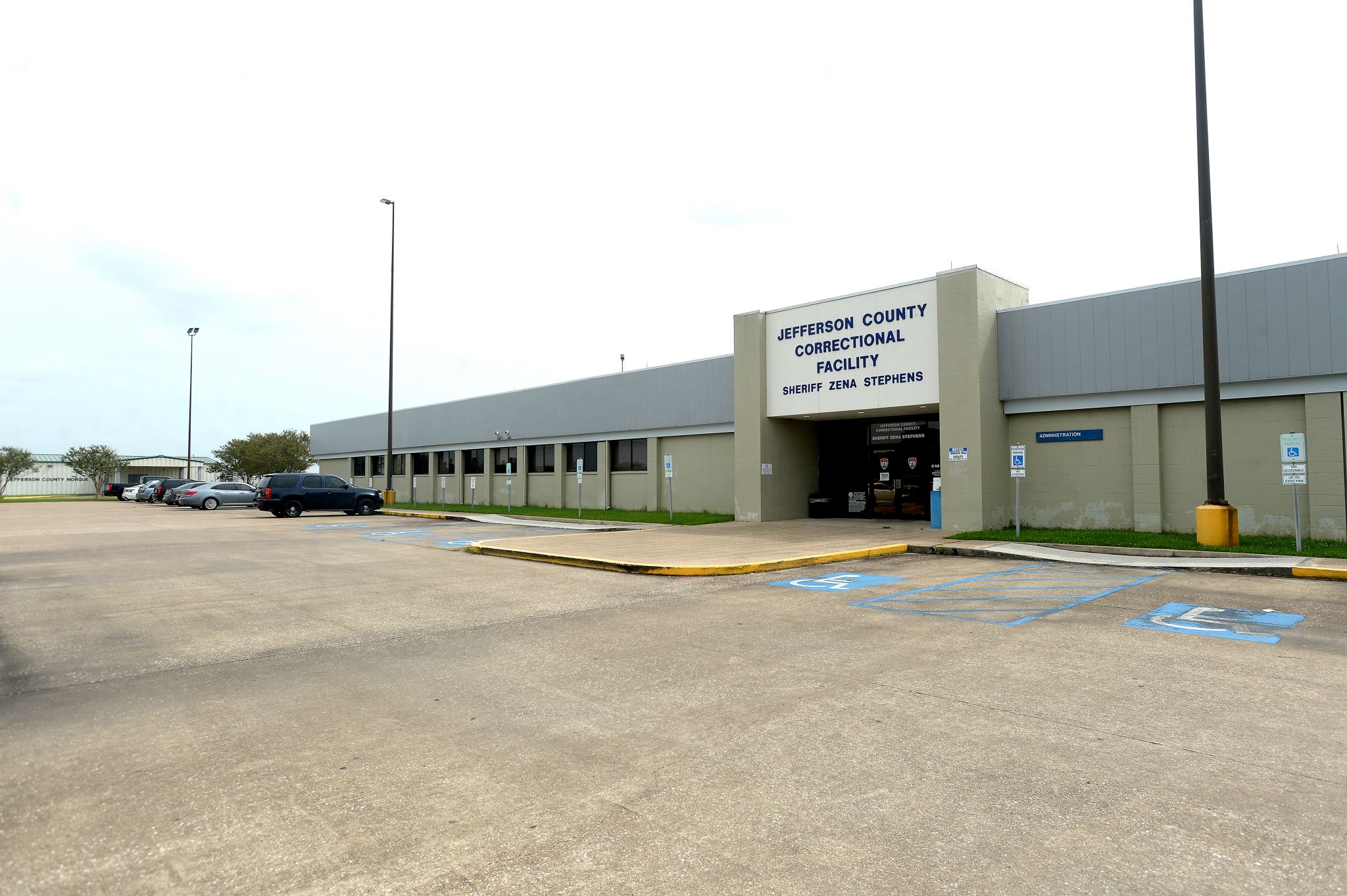 Jefferson County jail inmate dies after being found unresponsive in cell