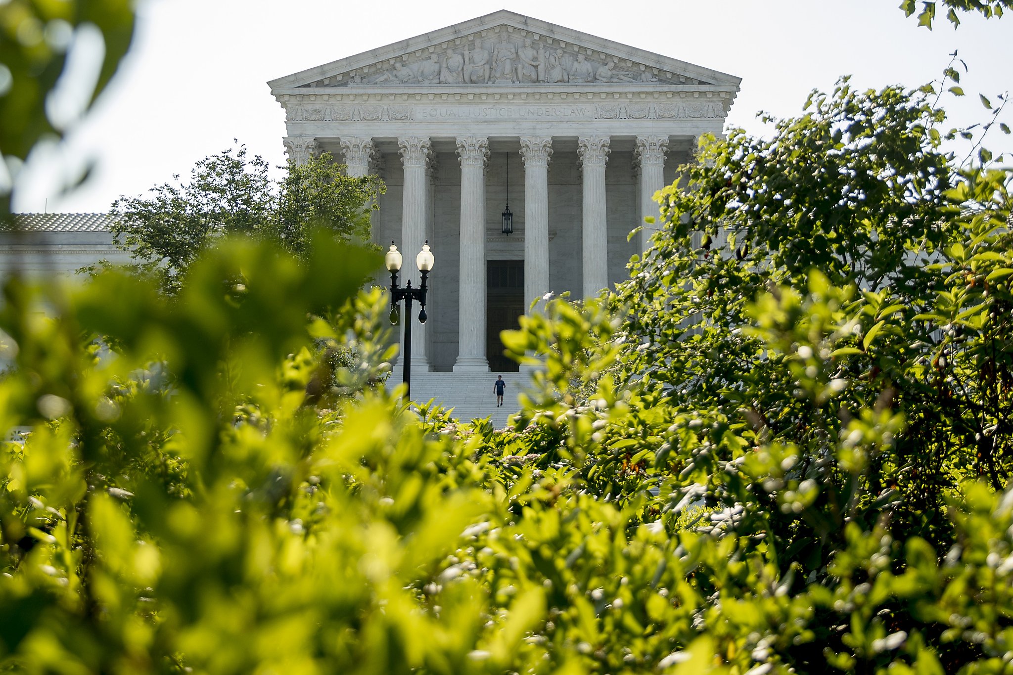 Supreme Court Sides With Religious Conservatives On Contraceptives