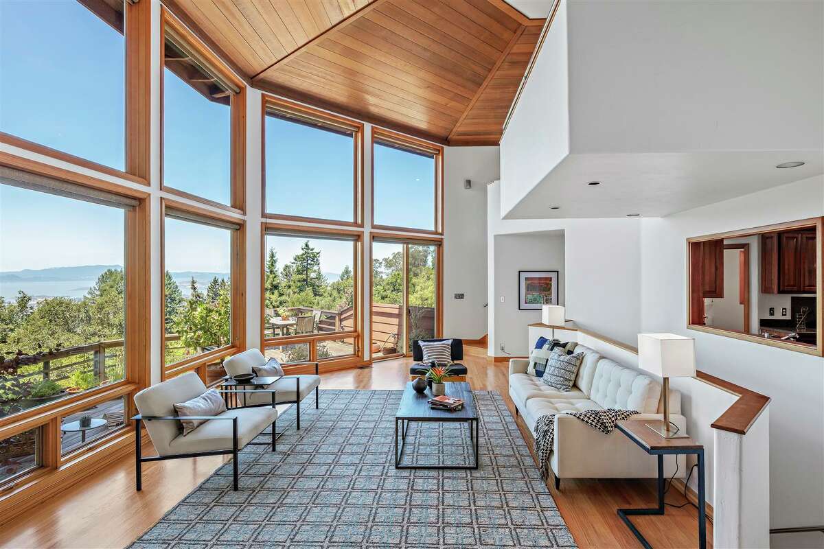 The shape also helps create expansive views from almost every room in the home.