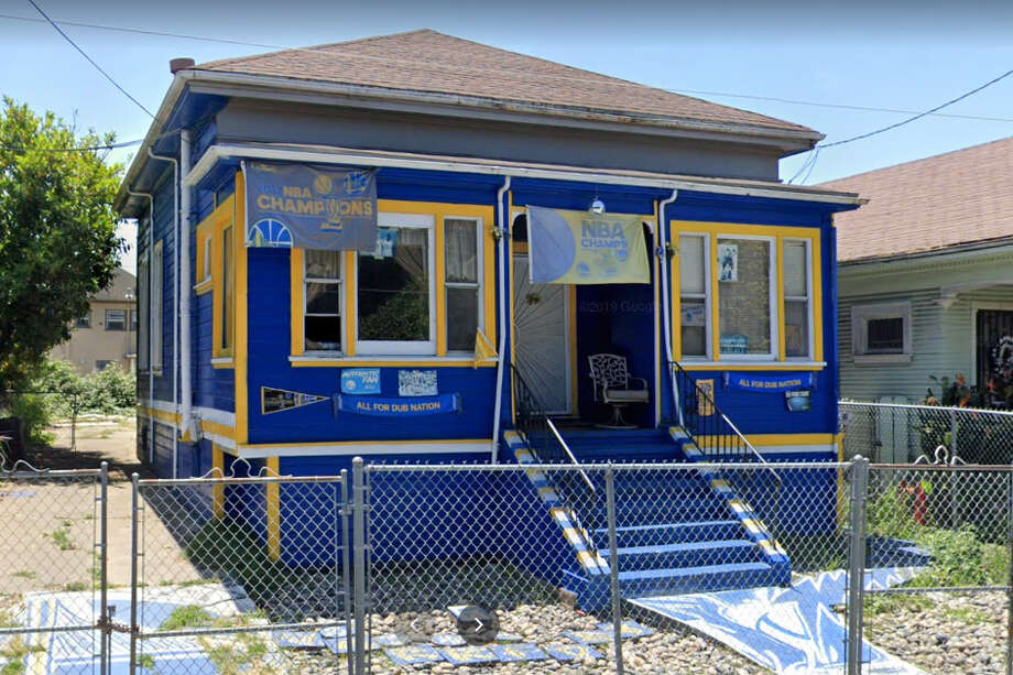 The owner of the West Oakland "Warriors House" is in danger of losing his home. Photo: Google Street View