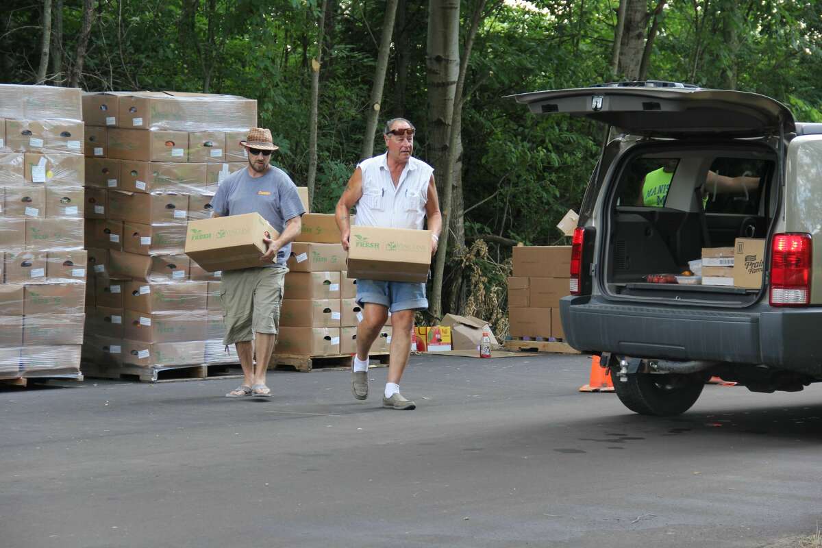 Ubly Fox Hunters hold food drive