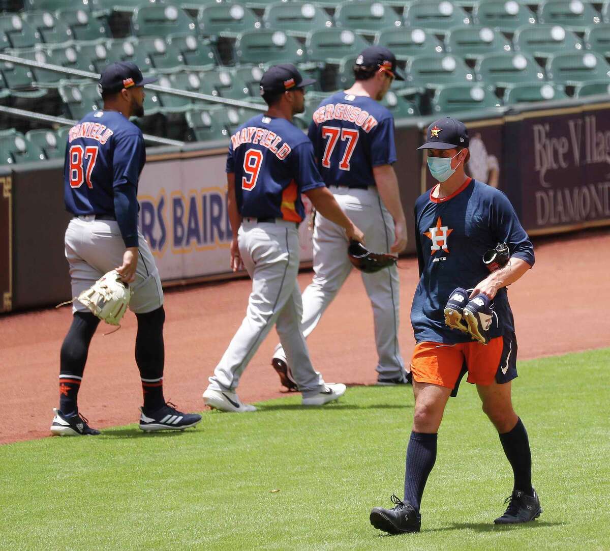 Dusty Baker backs Justin Verlander's career longevity goal