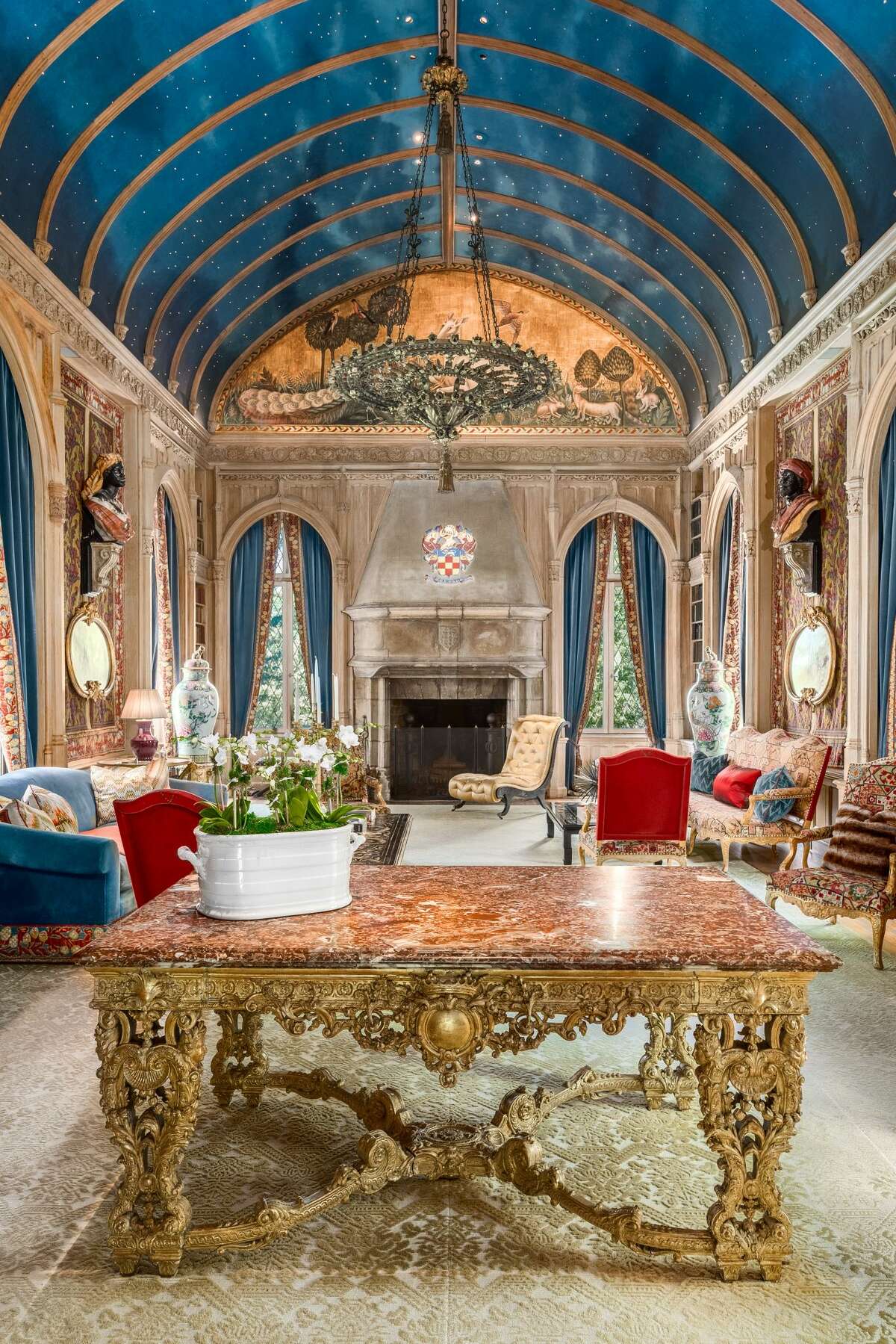 The Good Life: Vince and Louise Camuto's Connecticute Estate