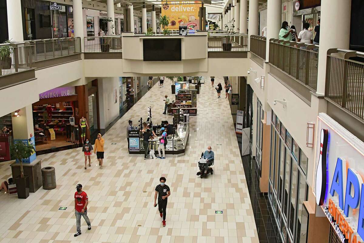 Crossgates Mall reopens with mask requirement