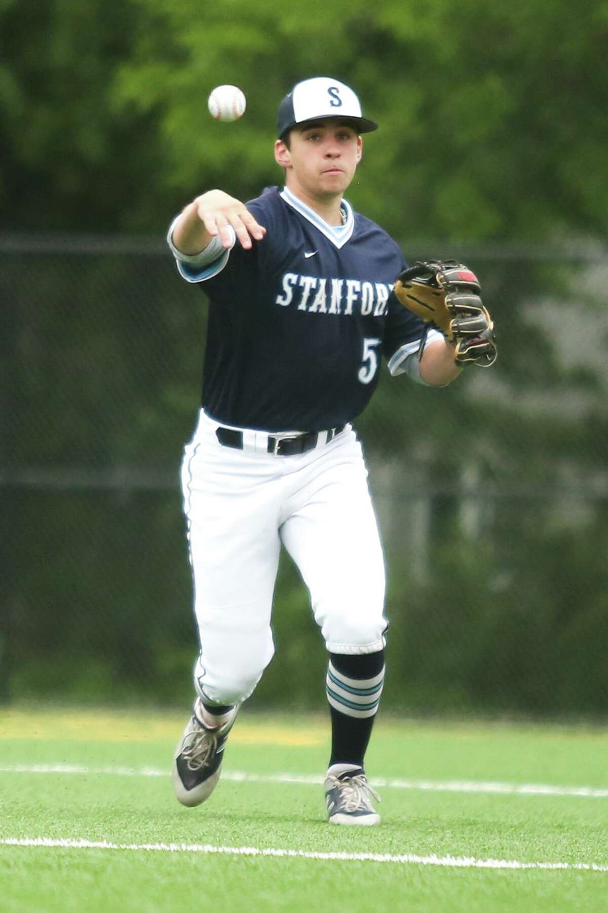 TJ Wainwright fields a ground ball during Stamford’s victory over Norwalk in 2018.