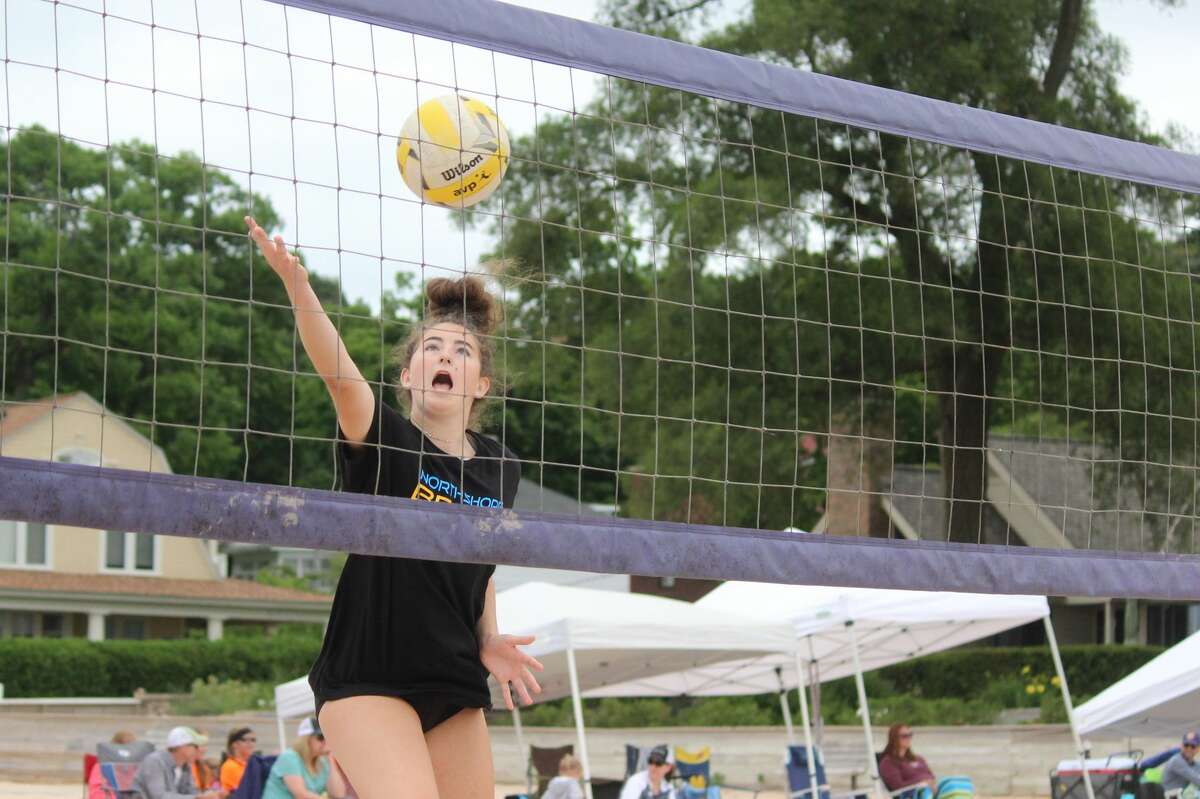 Photos Volleyballers hit the beach in Frankfort