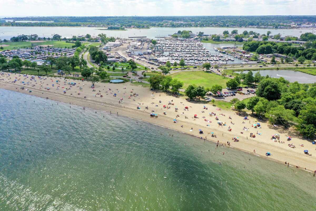 Drone photos Norwalk beach reaches capacity