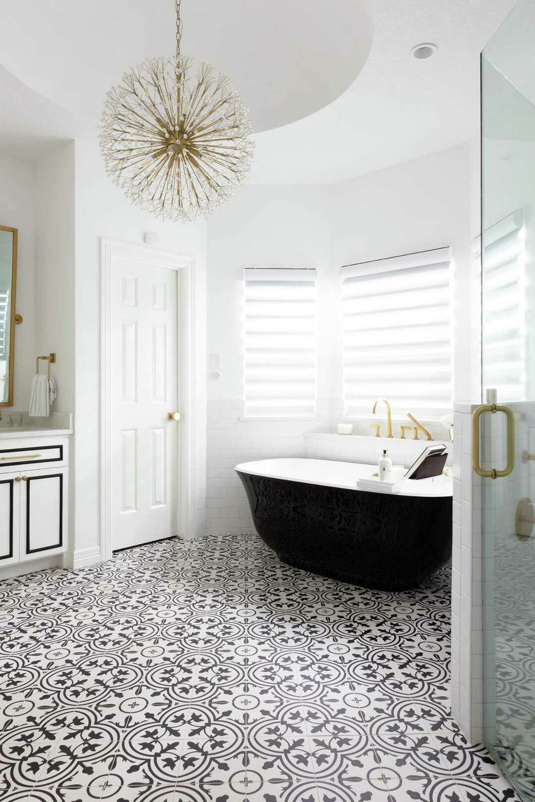 35 ideas to amp up your bathroom’s style