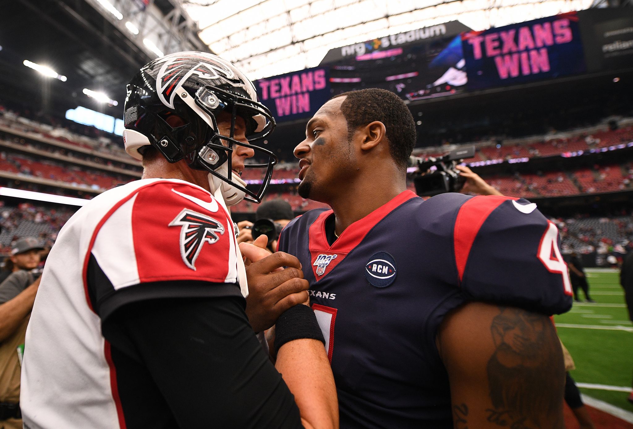 Madden 23 Ratings have a clear winner between Deshaun Watson and