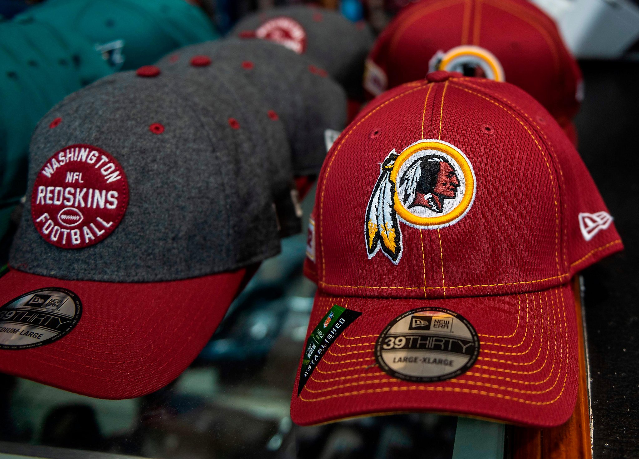 KTZ Washington Redskins Salute To Service 39thirty Cap in Green