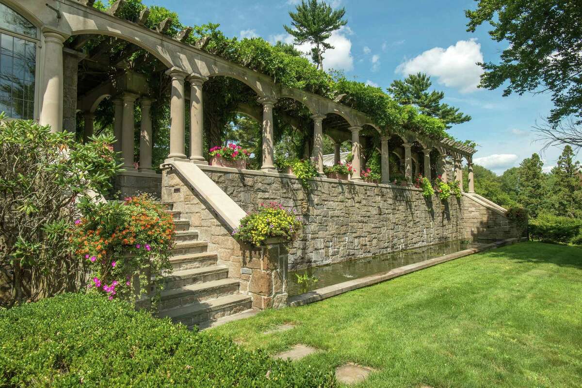 StamfordPound Ridge estate for sale again at 50 million