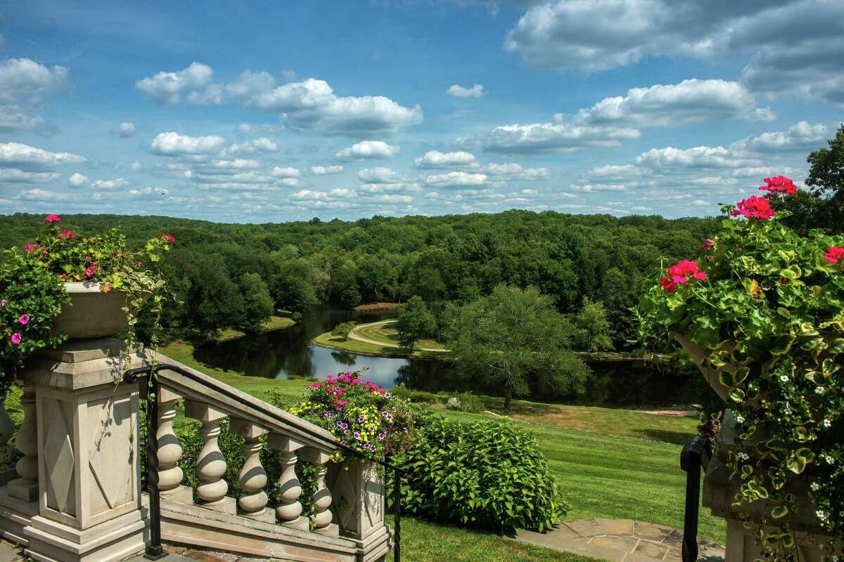 StamfordPound Ridge estate for sale again at 50 million