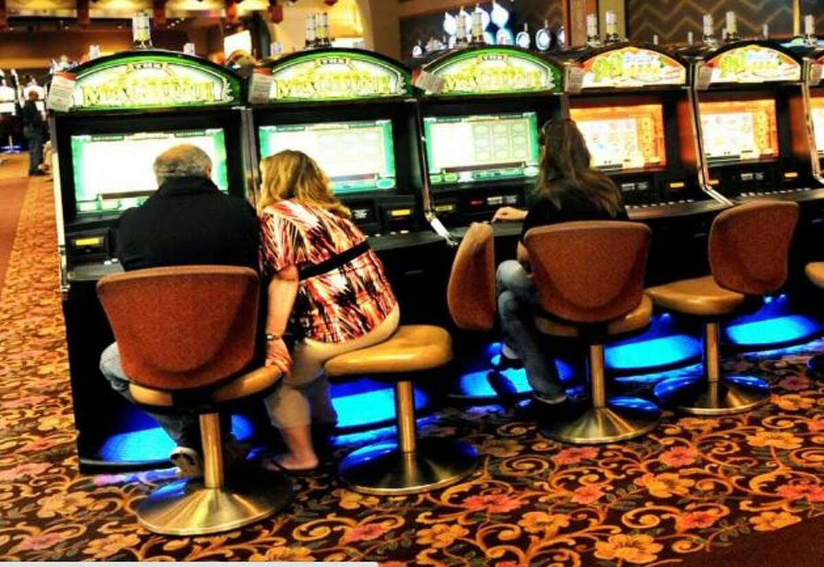 saratoga casino table games