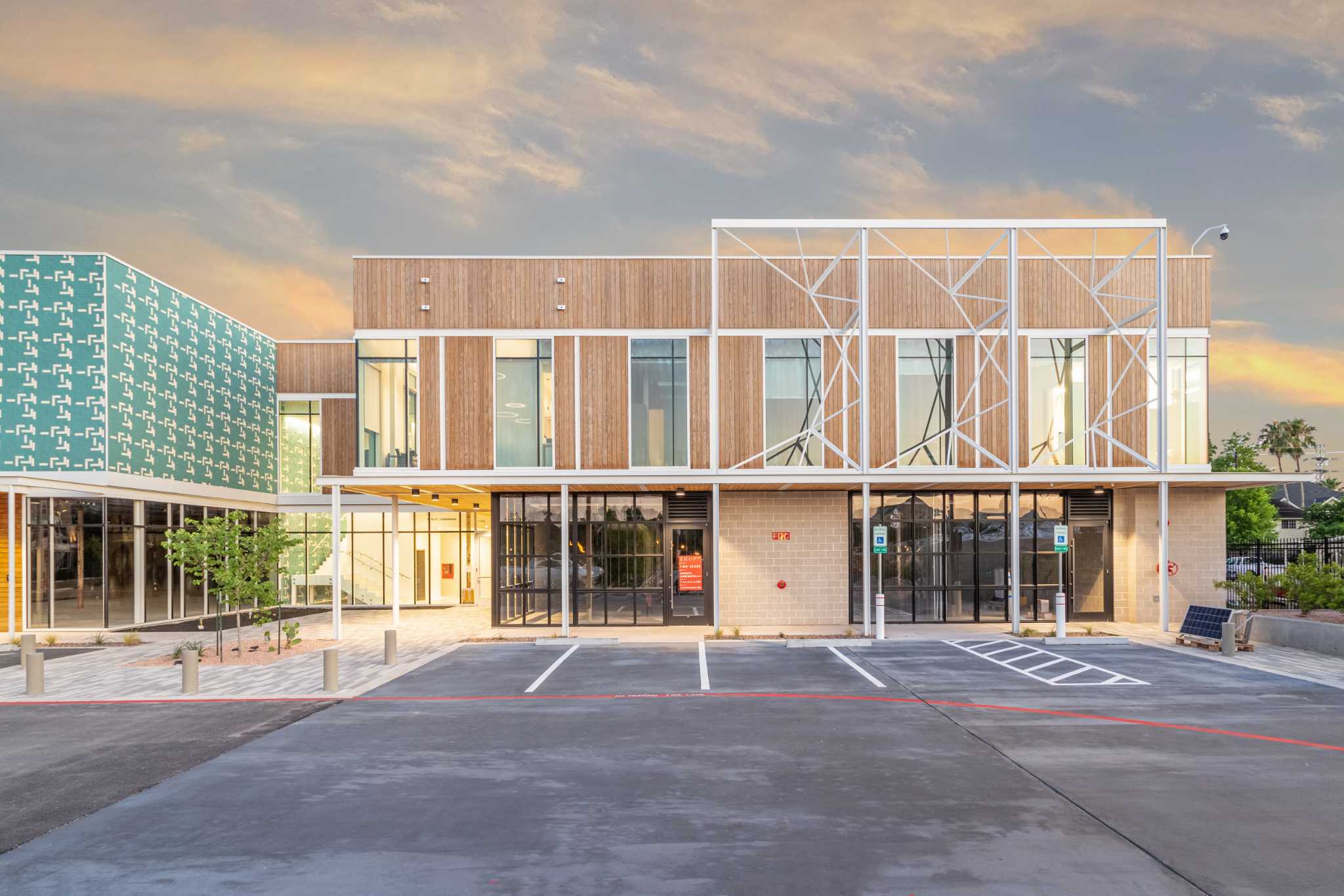 Southside Commons redevelopment first tenant