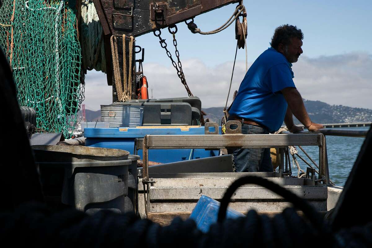 SF is ousting last boat at Fisherman’s Wharf that sells seafood to