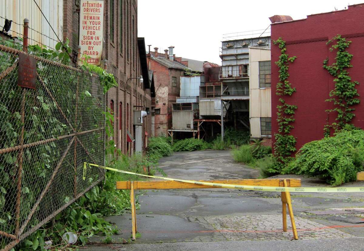 Sale of Ansonia eyesores can move forward after foreclosure