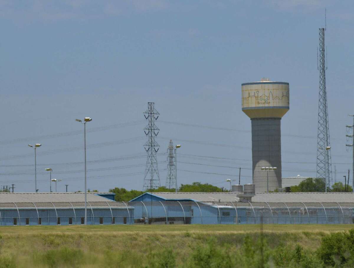 Hundreds of COVID cases reported at state jail in San Antonio